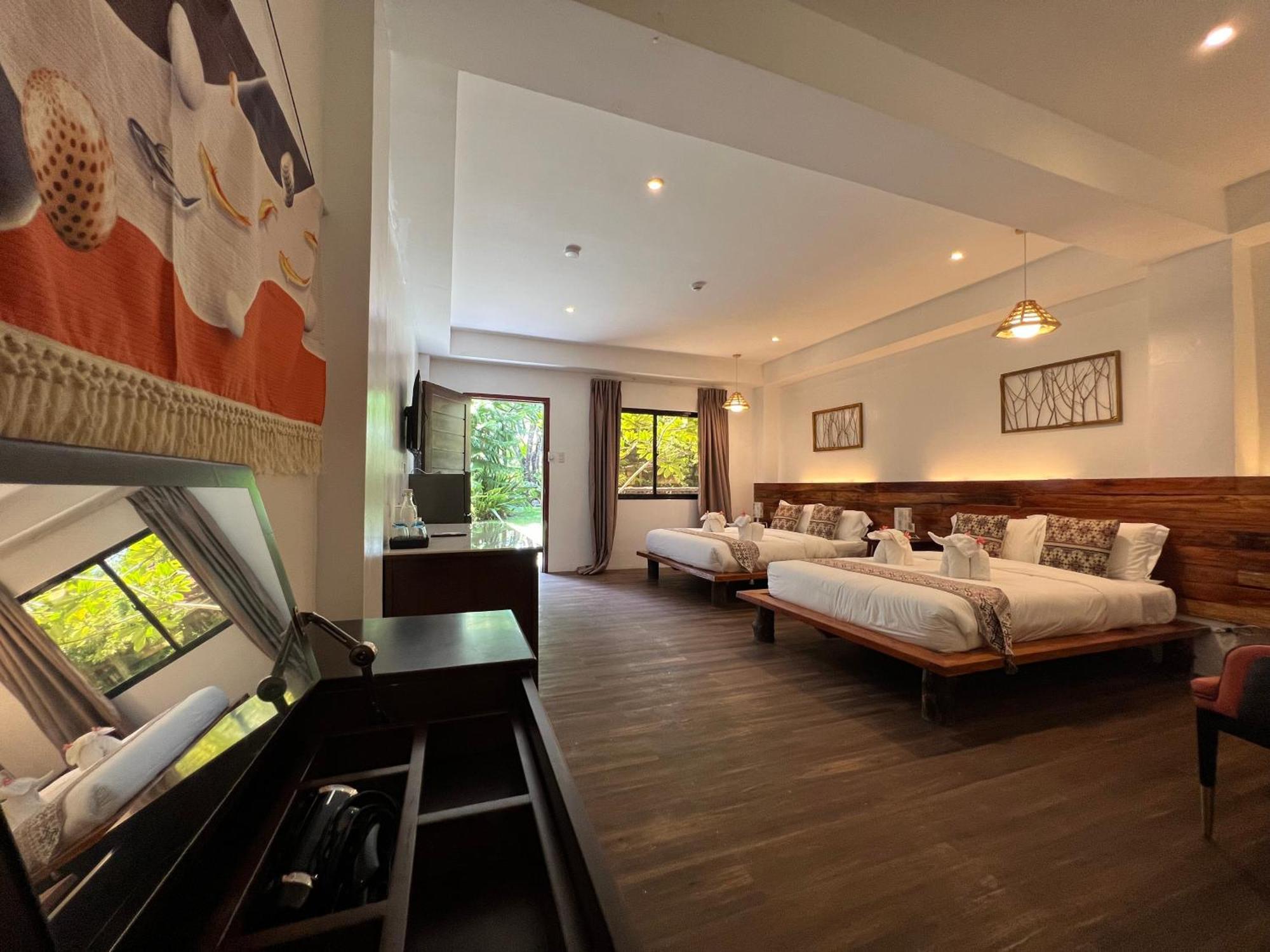 Infinity Diving Resort And Residences Dauin Bagian luar foto